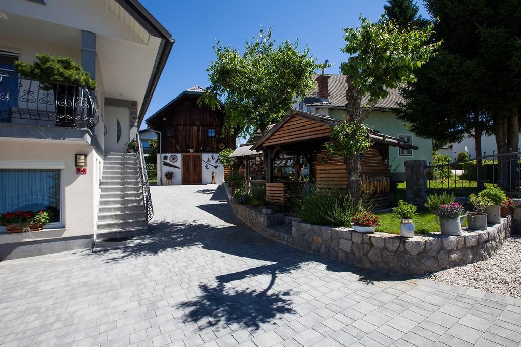 블레드 Barn House Mm 아파트 외부 사진